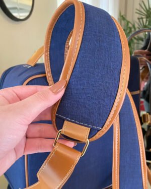 Mochila Londres – Linho Azul Marinho + Caramelo
