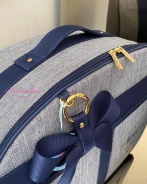 Mala Maternidade Clássica – Linho cinza + azul marinho